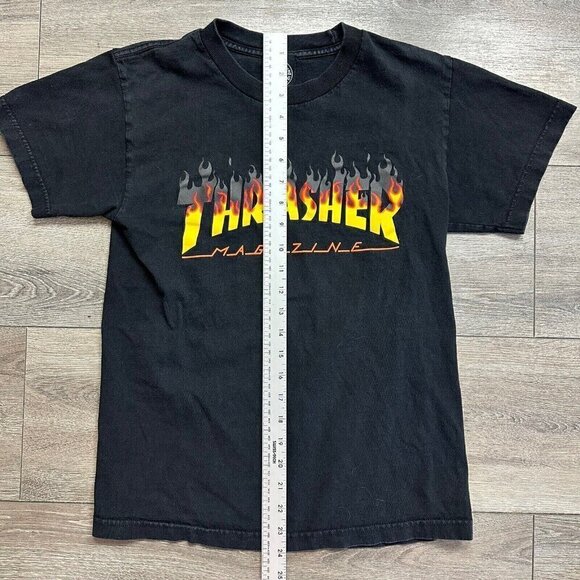 Thrasher Skateboard Magazine Short Sleeve T-Shirt Size Small - Picture 4 of 4